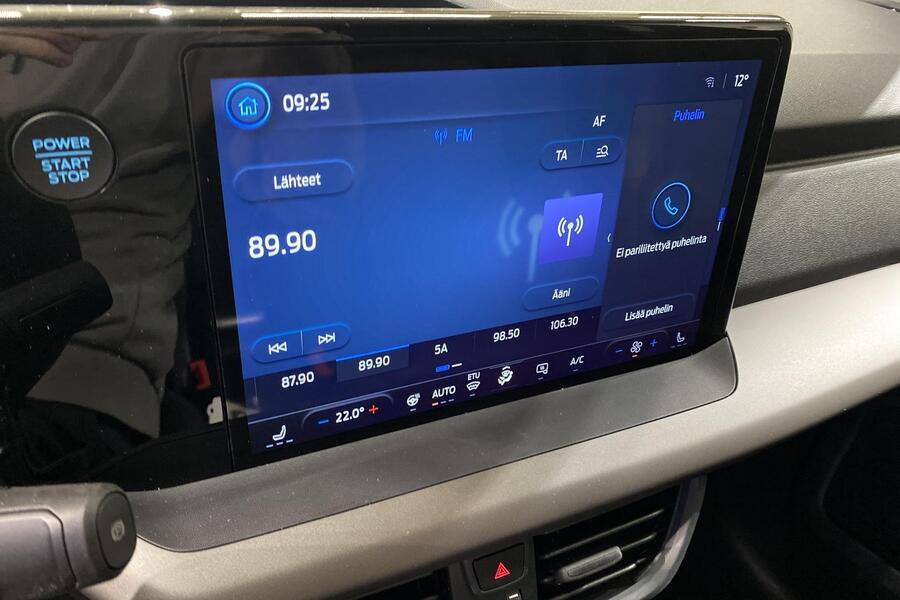 heti ajoon Ford Transit Courier