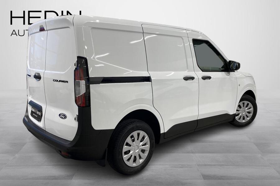 heti ajoon Ford Transit Courier