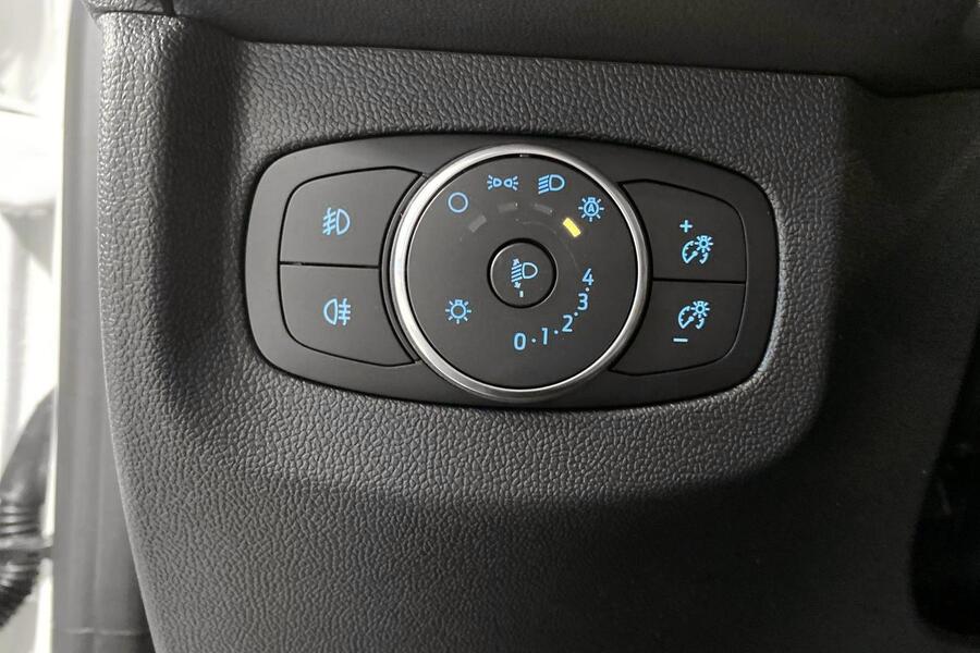 heti ajoon Ford Transit Courier