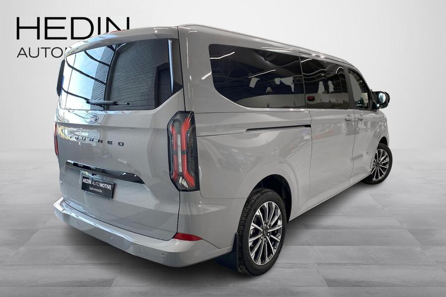 heti ajoon Ford Tourneo Custom