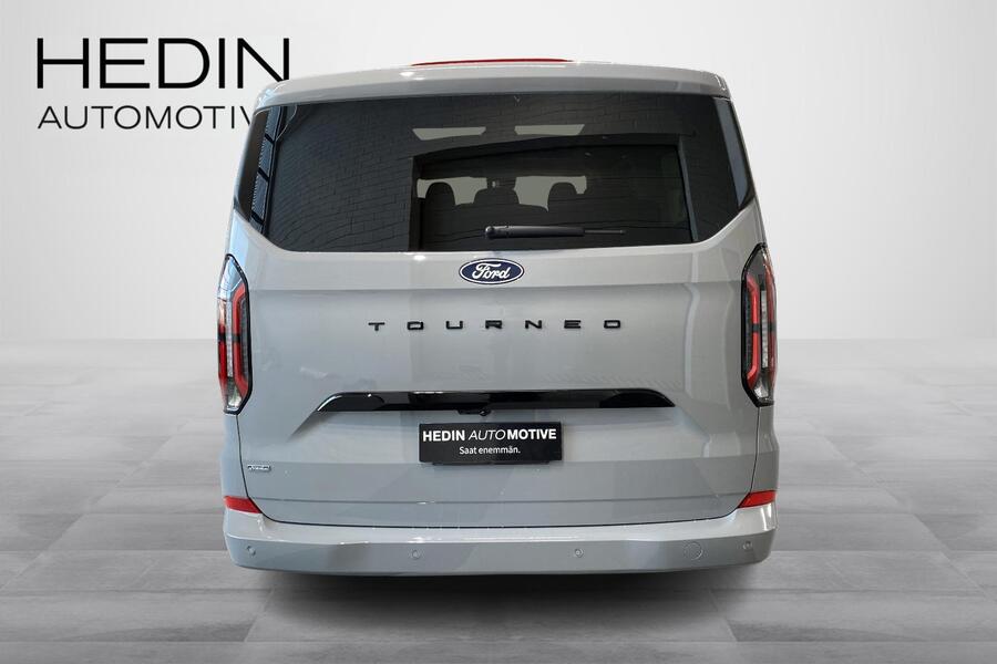heti ajoon Ford Tourneo Custom