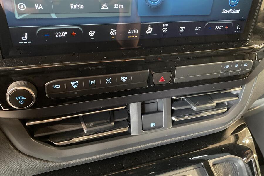 heti ajoon Ford Tourneo Custom