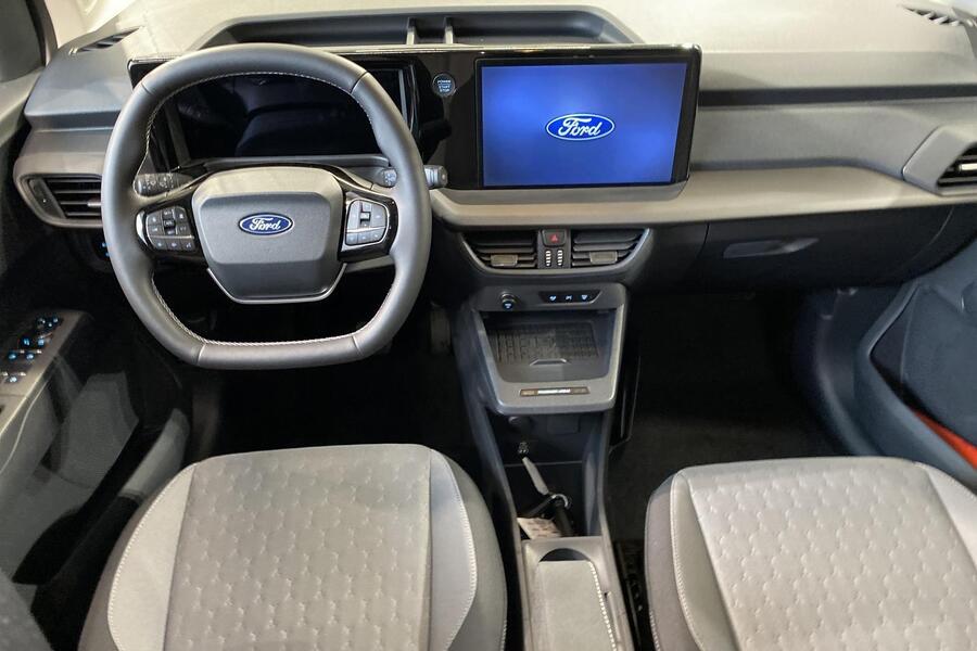 heti ajoon Ford Tourneo Courier