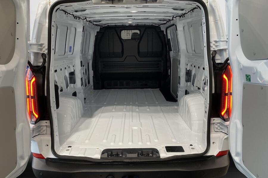 heti ajoon Ford Transit Custom