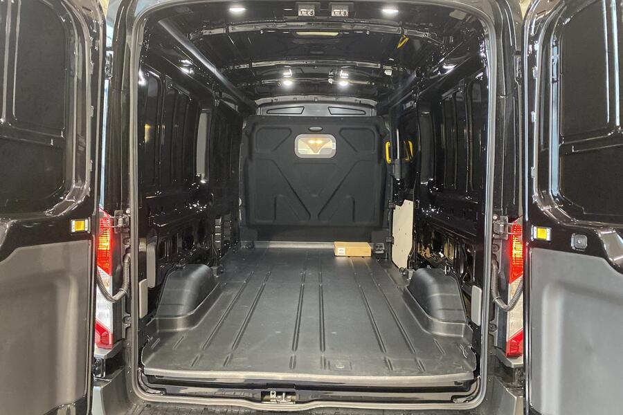 heti ajoon Ford Transit