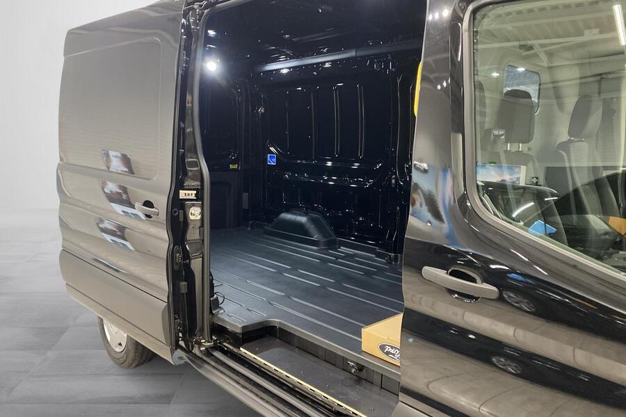 heti ajoon Ford Transit