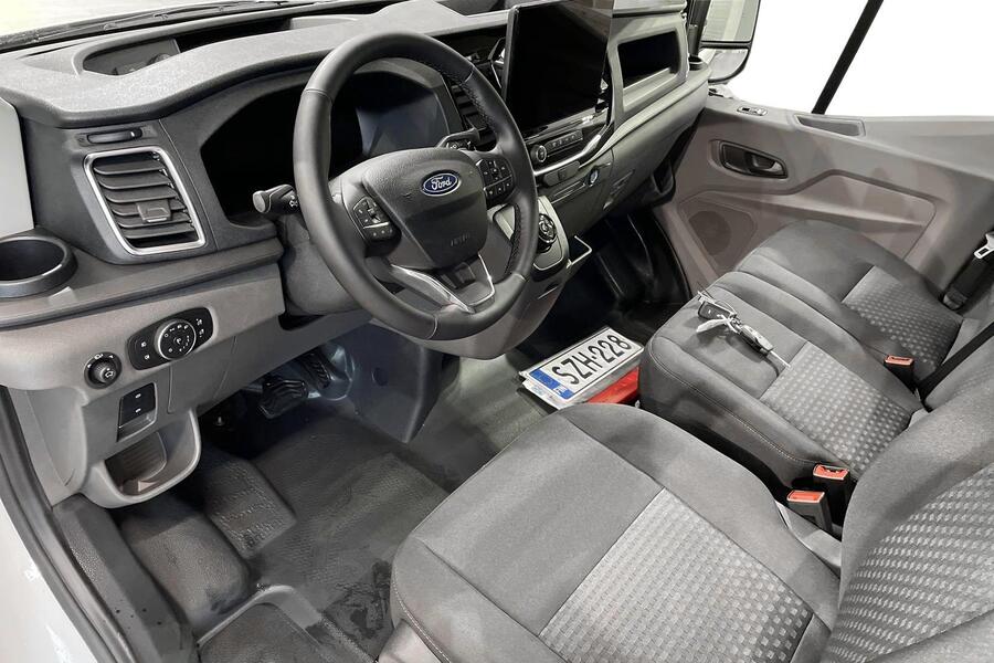 heti ajoon Ford Transit