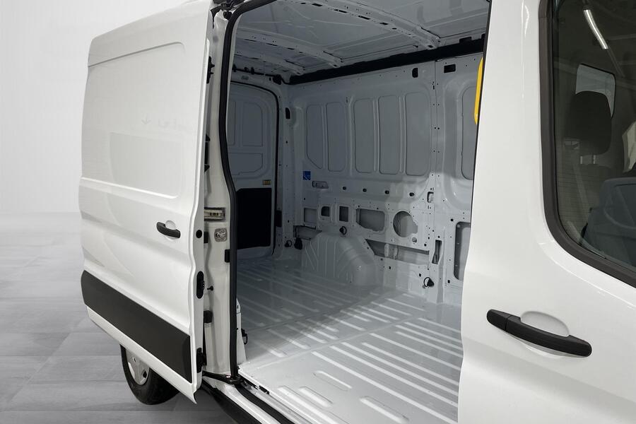 heti ajoon Ford Transit