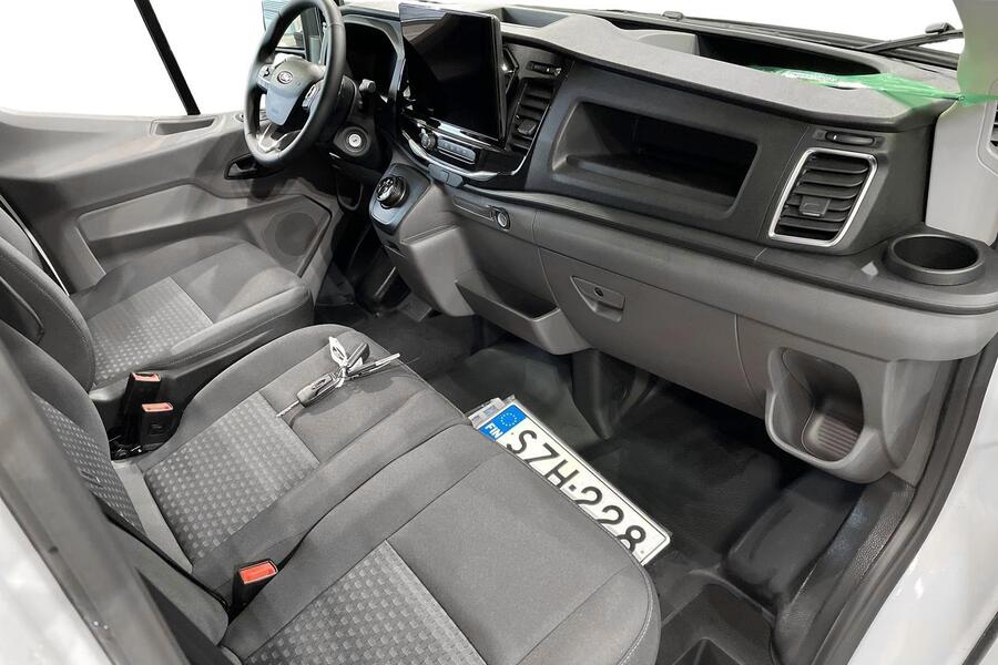 heti ajoon Ford Transit