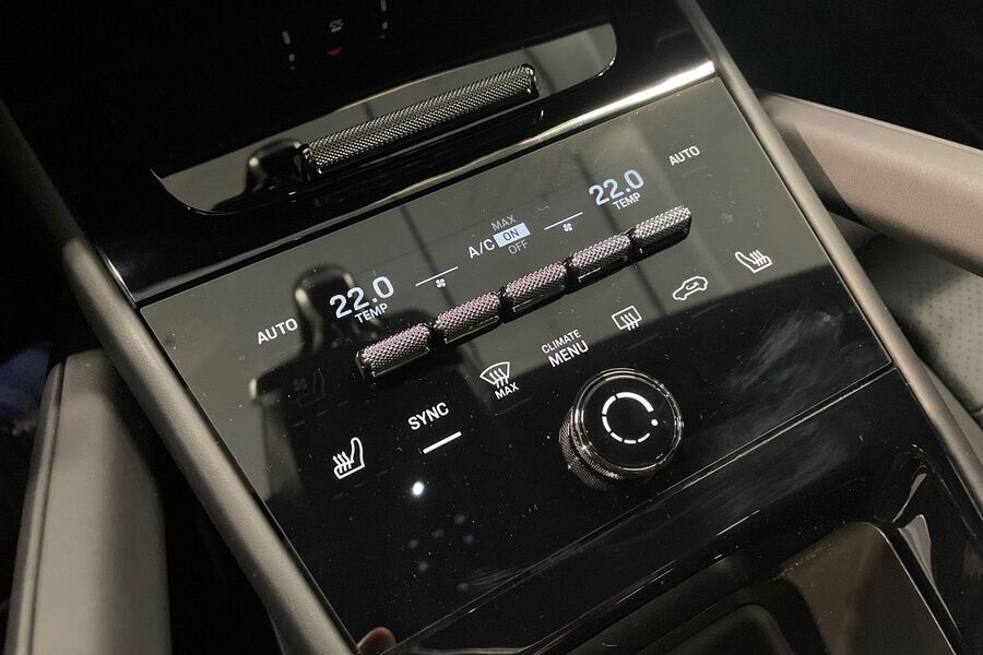 heti ajoon Porsche Cayenne