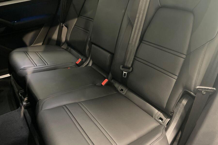 heti ajoon Porsche Cayenne