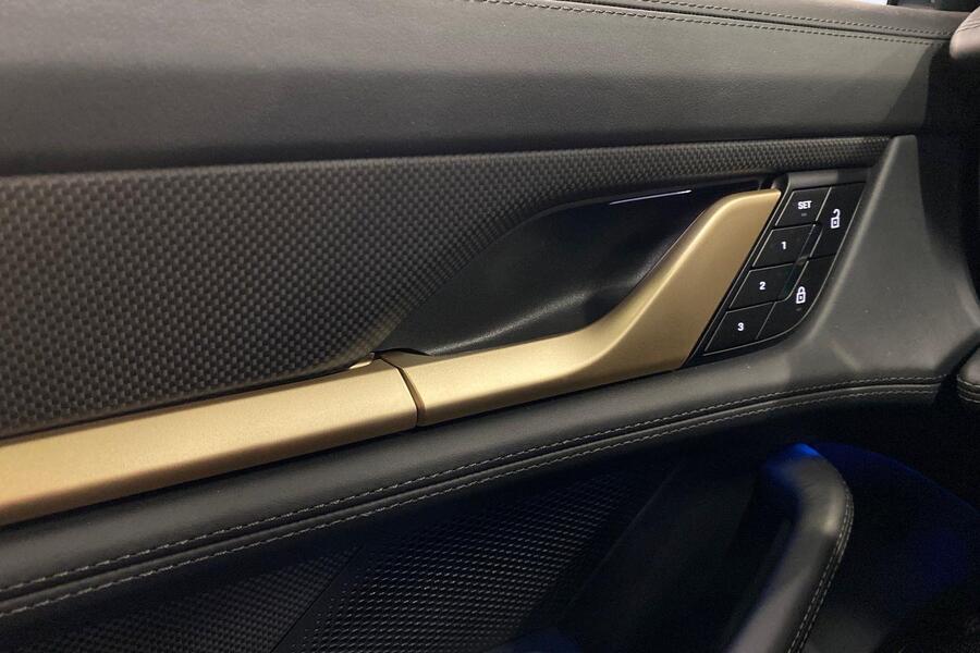 heti ajoon Porsche Taycan