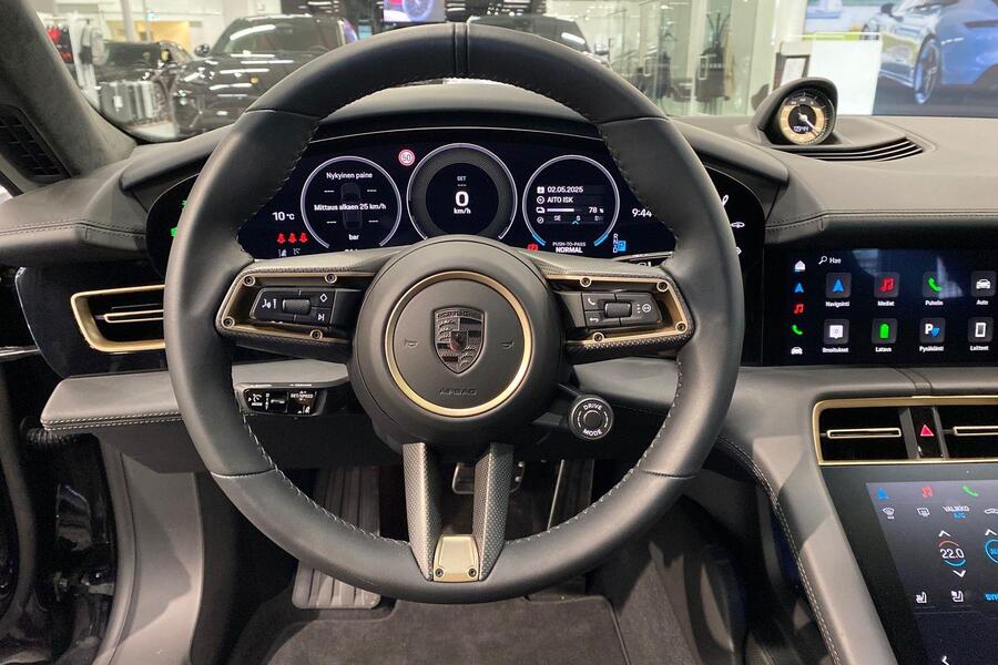 heti ajoon Porsche Taycan