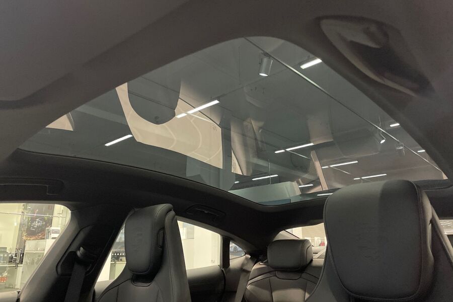 heti ajoon Porsche Taycan