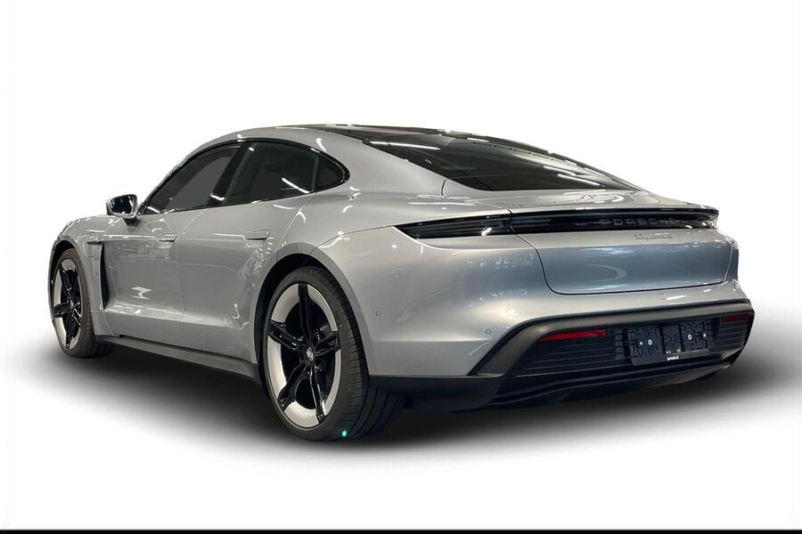 heti ajoon Porsche Taycan