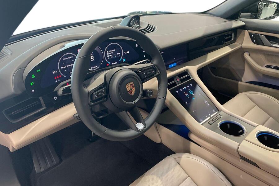 heti ajoon Porsche Taycan