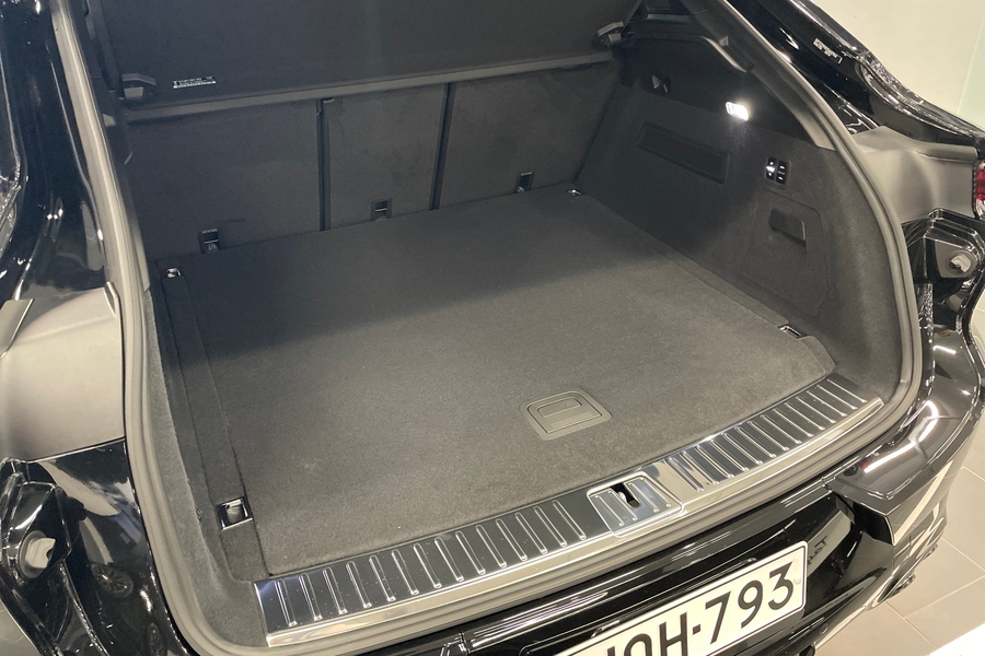 heti ajoon Porsche Cayenne