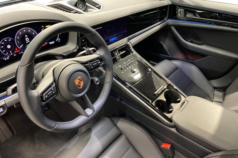 heti ajoon Porsche Panamera