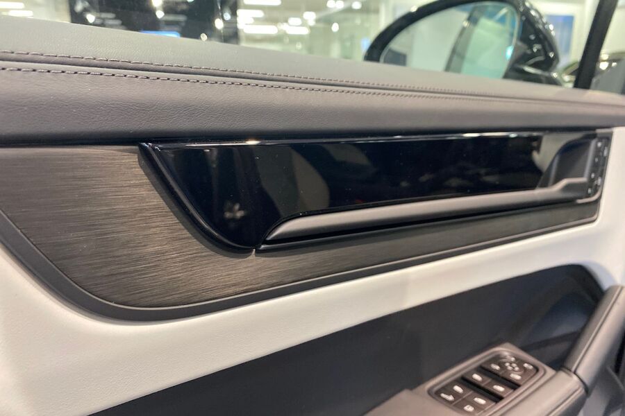 heti ajoon Porsche Cayenne