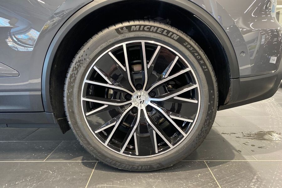 heti ajoon Porsche Macan