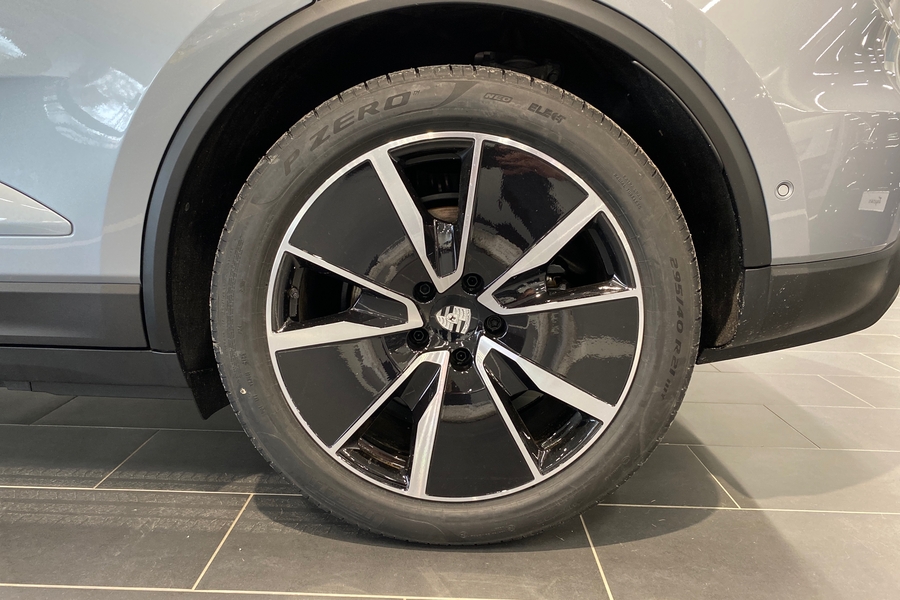 heti ajoon Porsche Macan