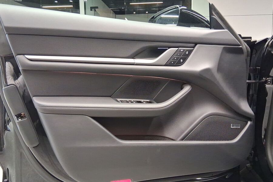 heti ajoon Porsche Taycan