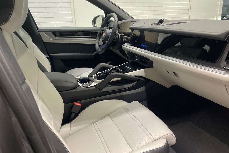 heti ajoon Porsche Cayenne