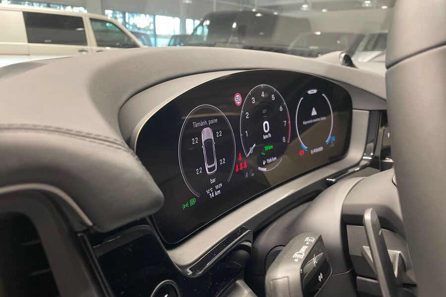 heti ajoon Porsche Cayenne