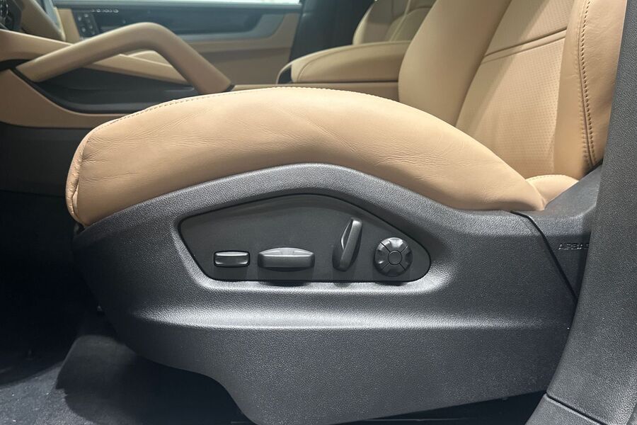 heti ajoon Porsche Cayenne