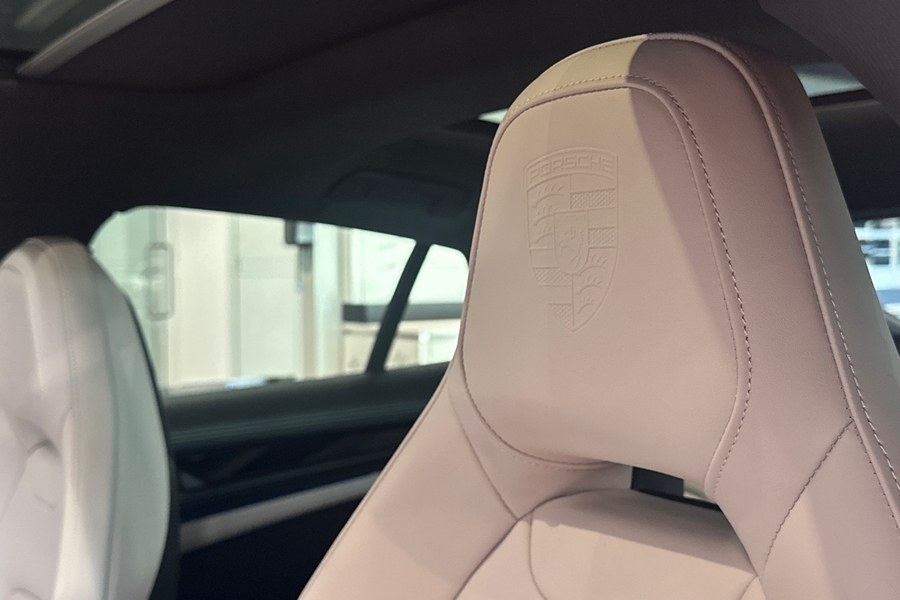 heti ajoon Porsche Panamera