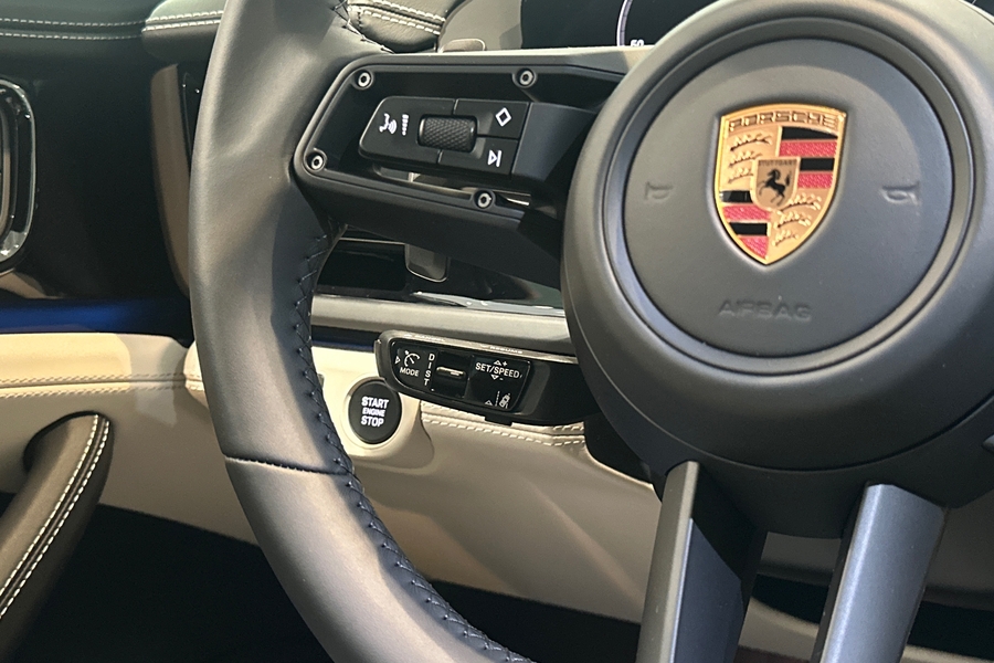 heti ajoon Porsche Panamera