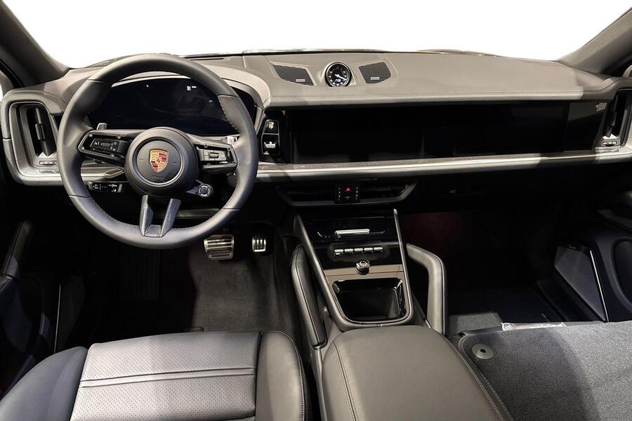 heti ajoon Porsche Cayenne