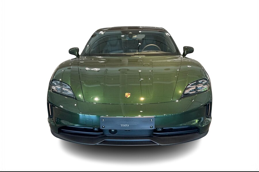 heti ajoon Porsche Taycan