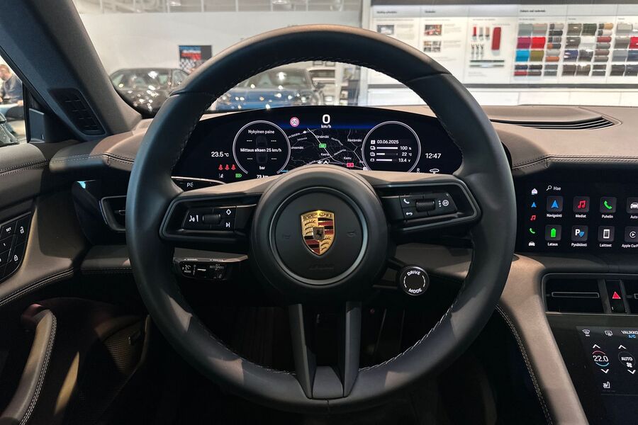 heti ajoon Porsche Taycan