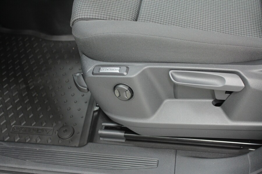 heti ajoon Volkswagen Caddy Maxi