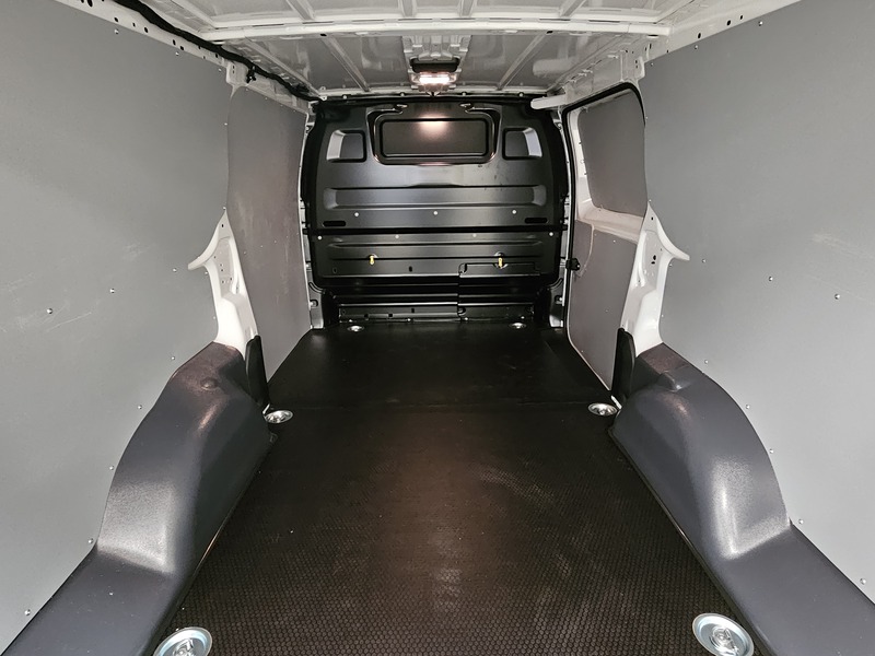 heti ajoon Opel Vivaro