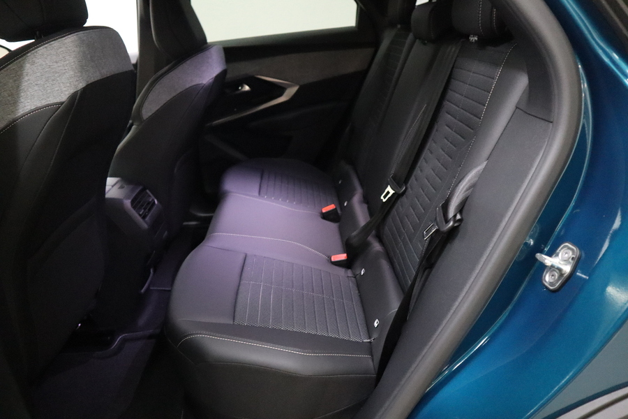 heti ajoon Peugeot E-3008