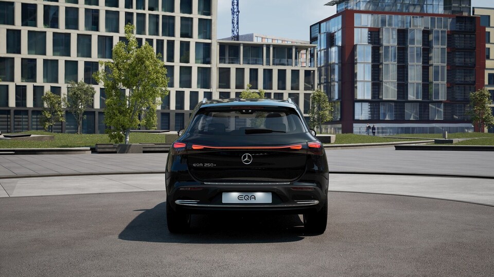 heti ajoon Mercedes-Benz EQA