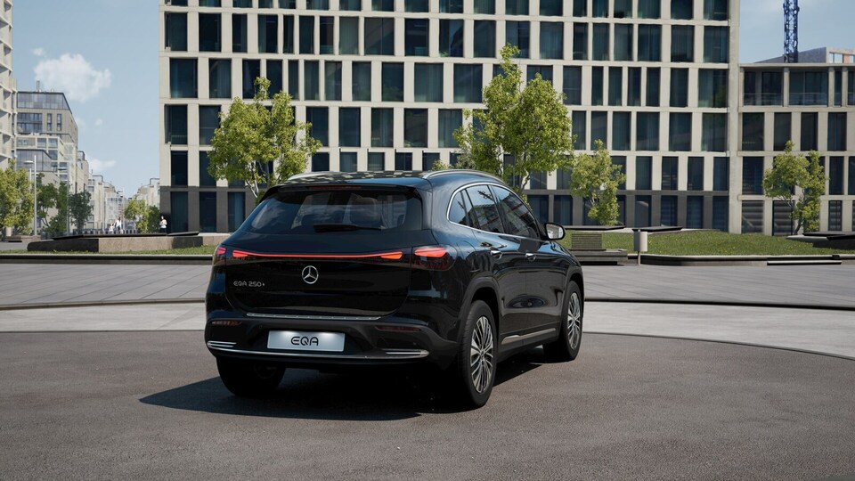 heti ajoon Mercedes-Benz EQA