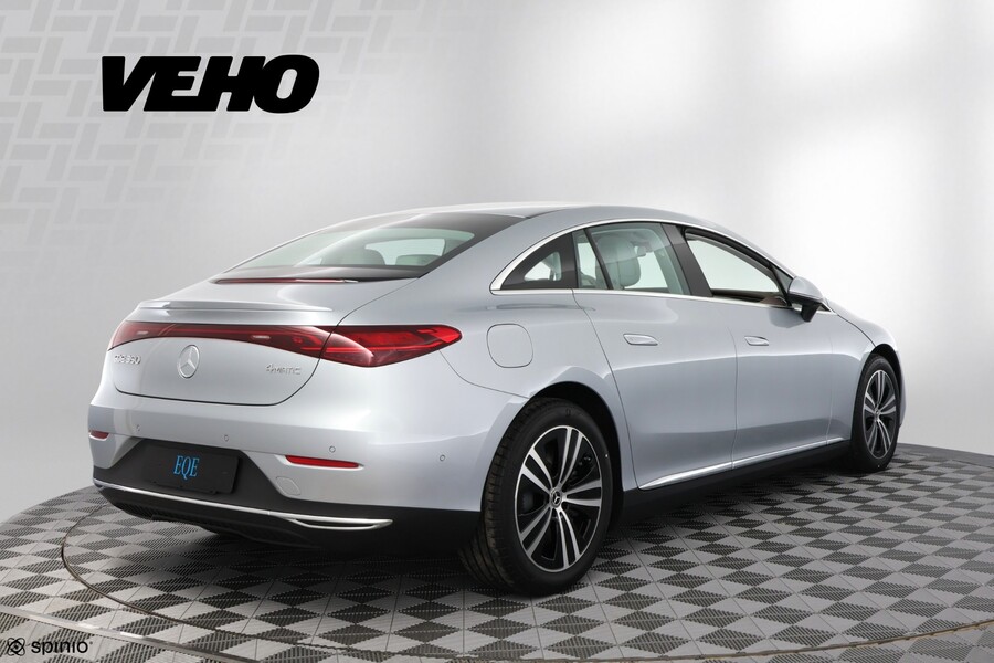 heti ajoon Mercedes-Benz EQE