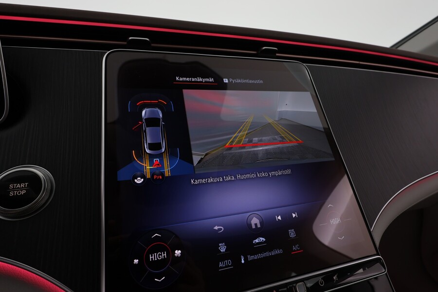 heti ajoon Mercedes-Benz EQE