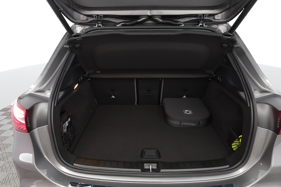 heti ajoon Mercedes-Benz EQA