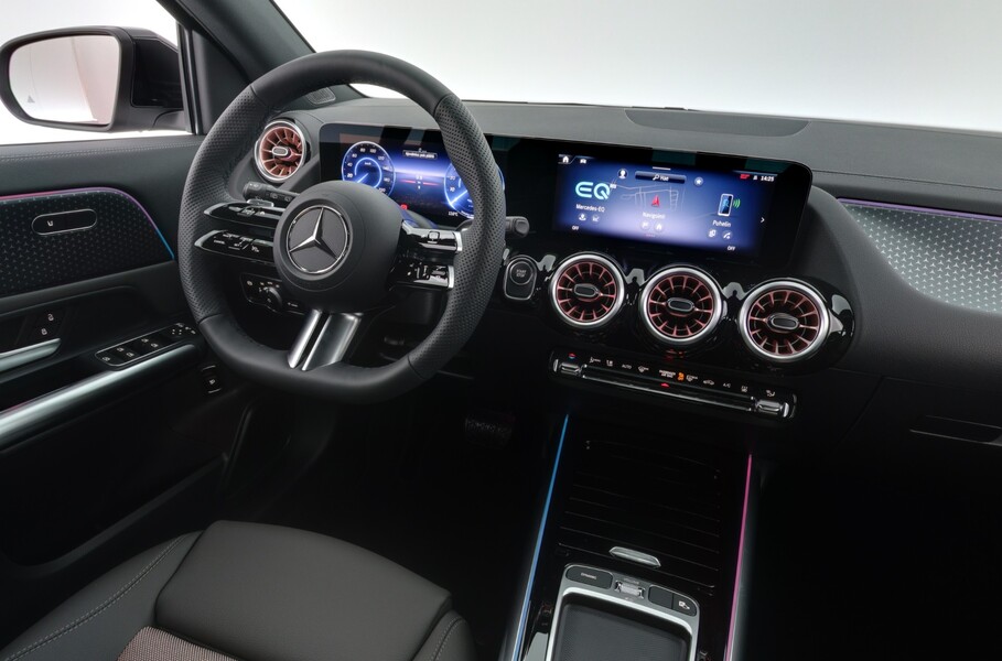 heti ajoon Mercedes-Benz EQA