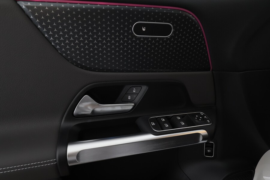 heti ajoon Mercedes-Benz EQB