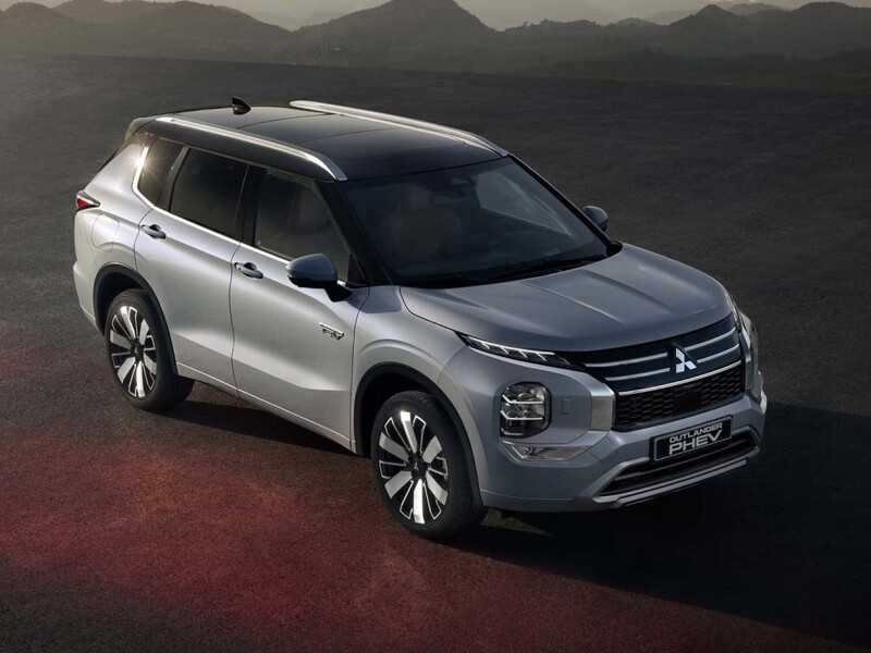 uusi Mitsubishi Outlander