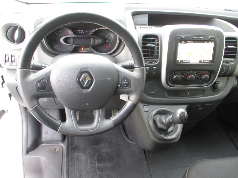 Renault Trafic vaihtoauto