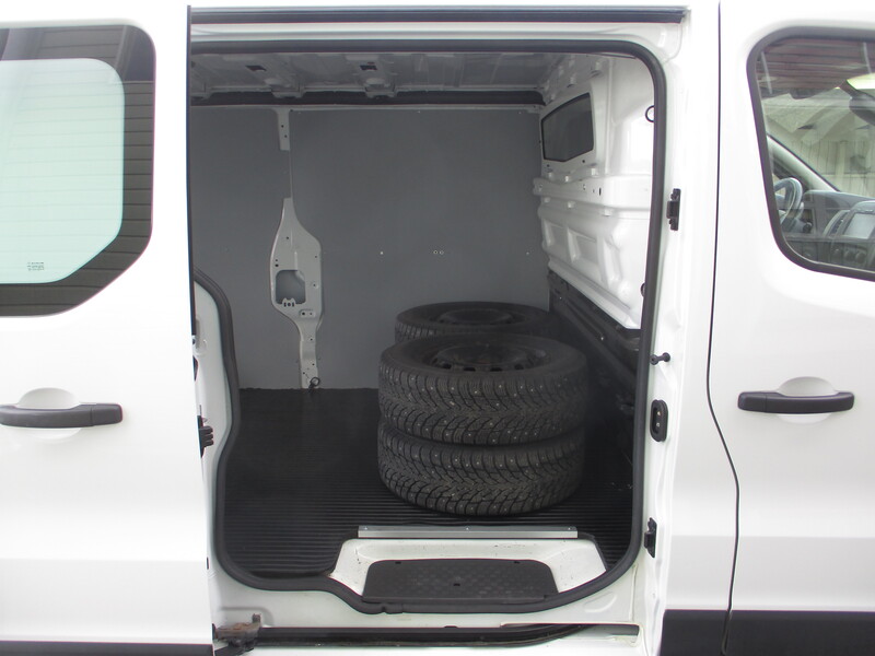 Renault Trafic vaihtoauto