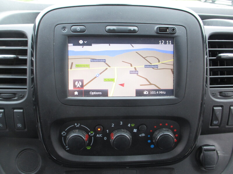 Opel Vivaro vaihtoauto