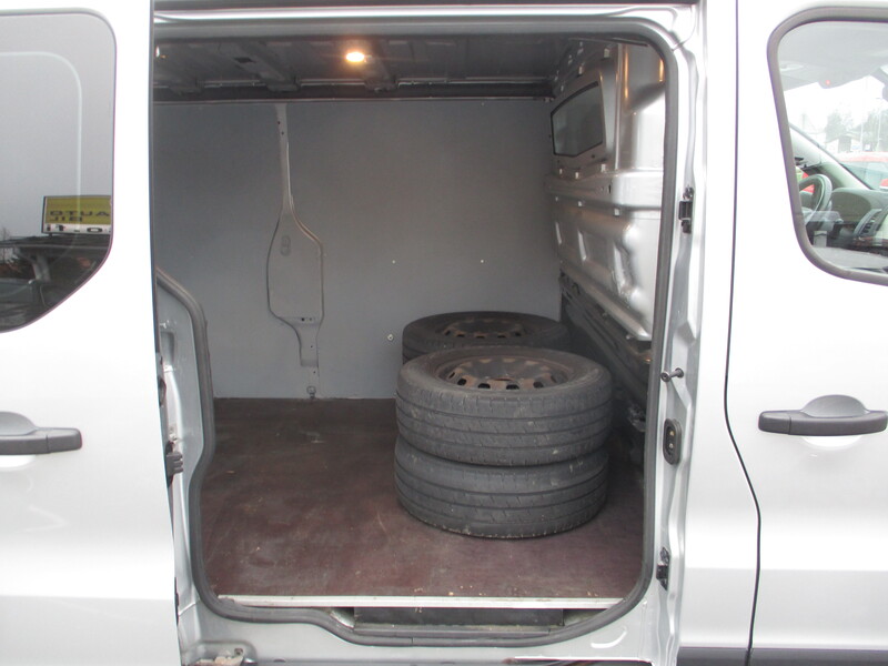 Opel Vivaro vaihtoauto