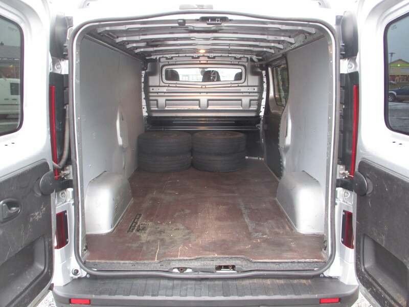 Opel Vivaro vaihtoauto